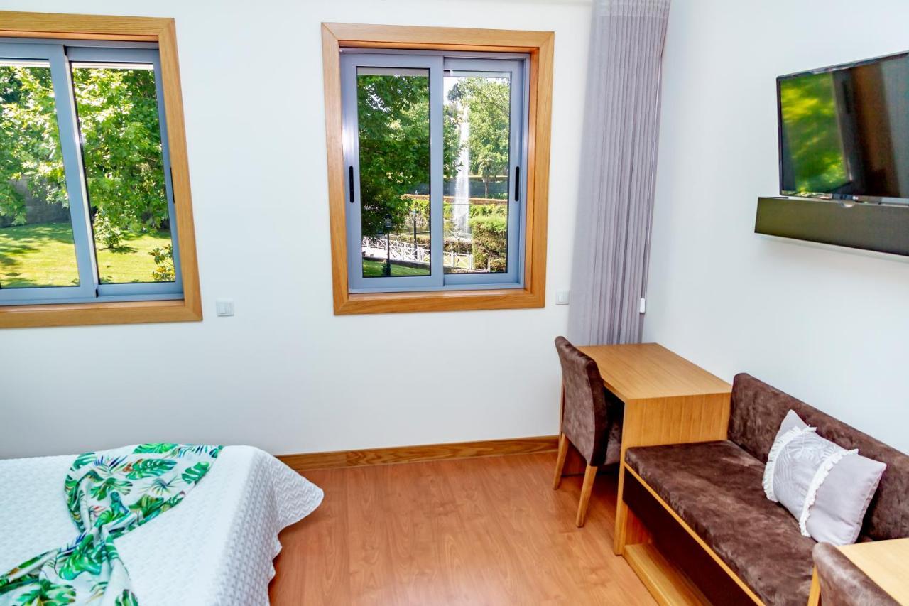 Boutique Mouras Bed and Breakfast Mondim de Basto Buitenkant foto